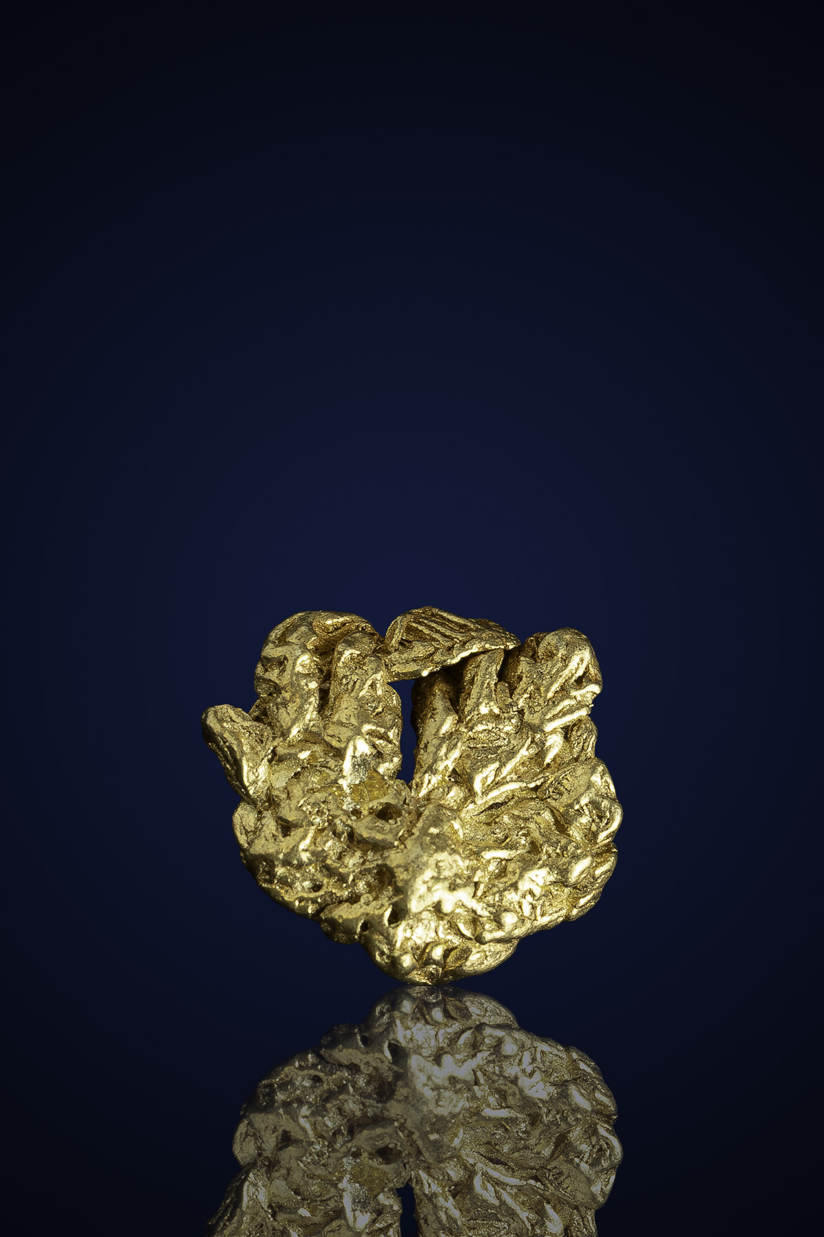 Unique, "Christmas Wreath" Natural Gold Nugget - Alaska - 3.0 grams (image for) Unique, "Christmas Wreath" Natural Gold Nugget - Alaska - 3.0 grams